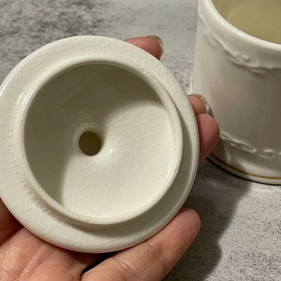 Vintage Aviemore Pottery Scotland 3.5" Floral Covered Jam Preserve Trinket Jar - Picture 6 of 9